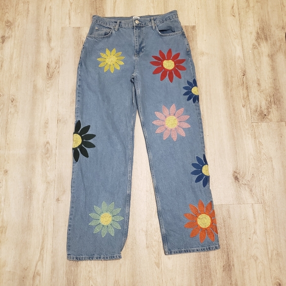 Urban Outfitters BDG Floral Embroidered Mom Jeans Hippie Boho Chic Skater 32 - Picture 3 of 10